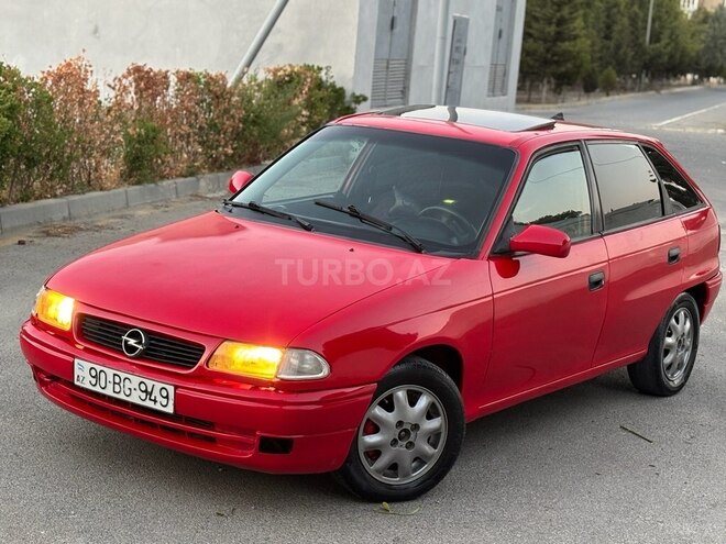 Opel Astra 1997, 215,367 km - 1.6 l - Xırdalan
