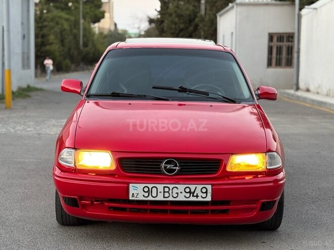Opel Astra 1997, 215,367 km - 1.6 l - Xırdalan