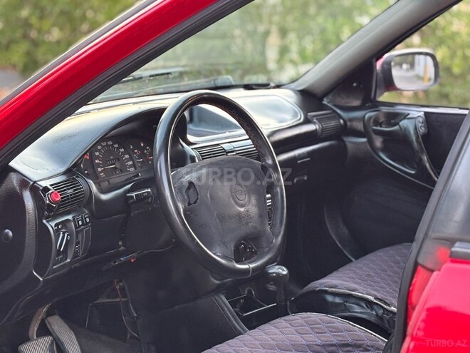 Opel Astra 1997, 215,367 km - 1.6 l - Xırdalan