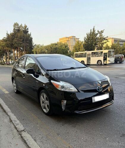 Toyota Prius 2015, 273,588 km - 1.8 л - Bakı