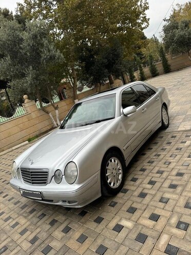 Mercedes E 270 2002, 452,400 km - 2.7 l - Bakı