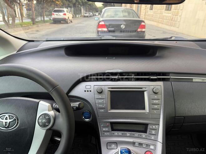 Toyota Prius 2015, 273,588 km - 1.8 л - Bakı