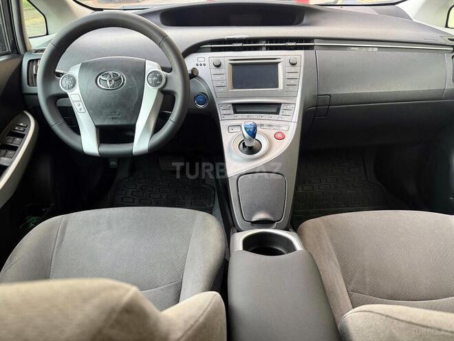 Toyota Prius 2015, 273,588 km - 1.8 л - Bakı
