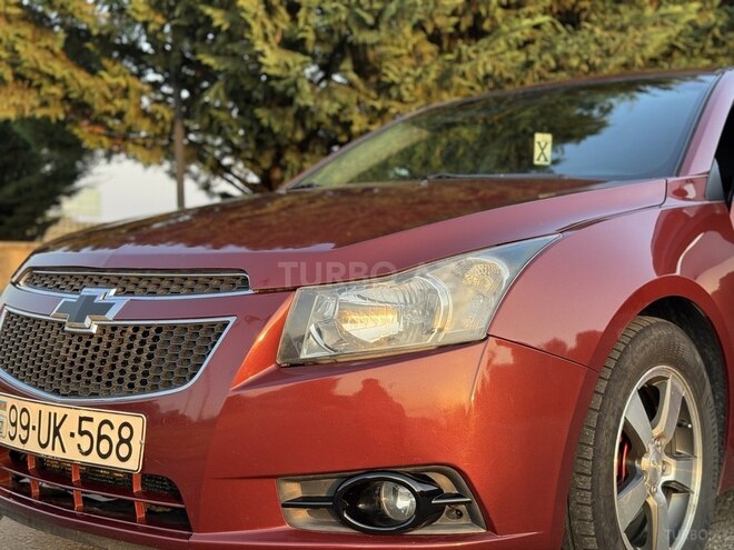 Chevrolet Cruze 2013, 320,845 km - 1.4 l - Qusar