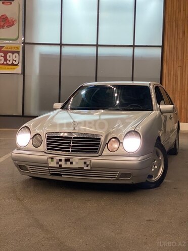 Mercedes E 220 1998, 350,000 km - 2.2 l - Bakı