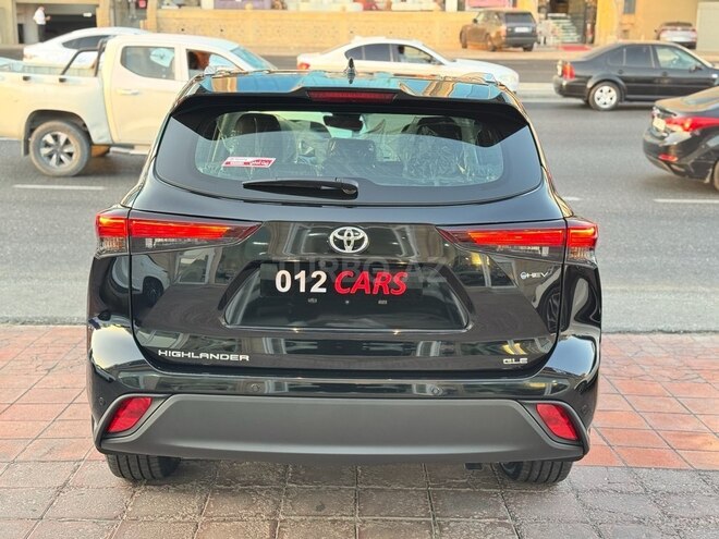 Toyota Highlander-4