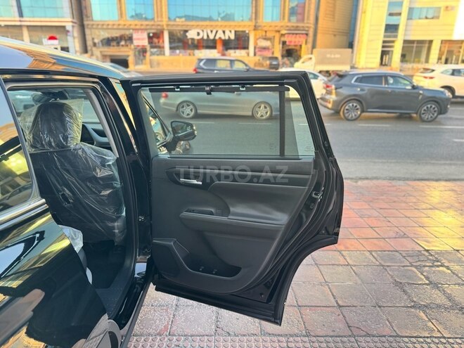 Toyota Highlander-10