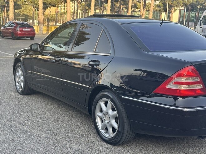 Mercedes C 240 2001, 290,000 km - 2.6 l - Sumqayıt
