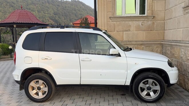 Chevrolet Niva 2020, 45,000 km - 1.7 l - Astara