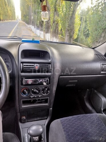 Opel Astra 2000, 432,000 km - 1.8 l - Zaqatala