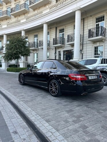 Mercedes E 220 2009, 290,000 km - 2.2 л - Bakı