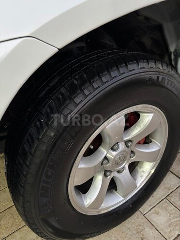 Toyota Land Cruiser Prado 2008, 233,900 km - 4.0 л - Bakı