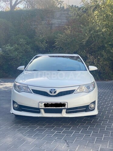 Toyota Camry-1