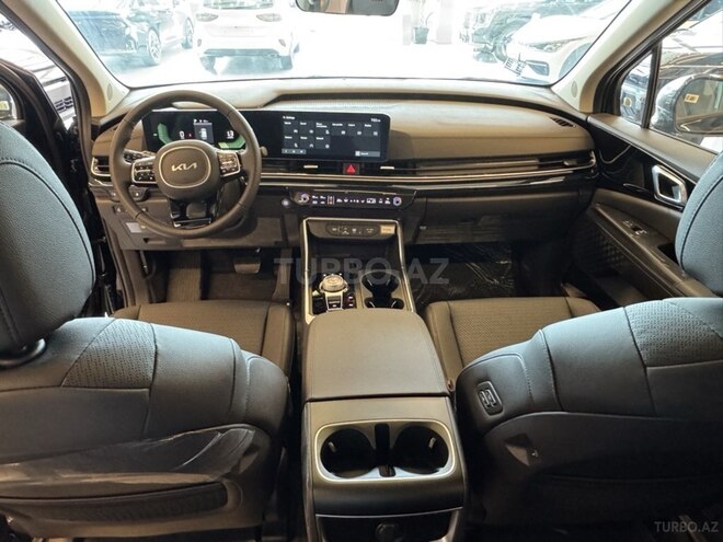 Kia Carnival-10