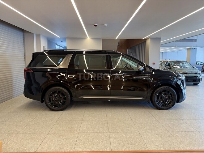 Kia Carnival-7