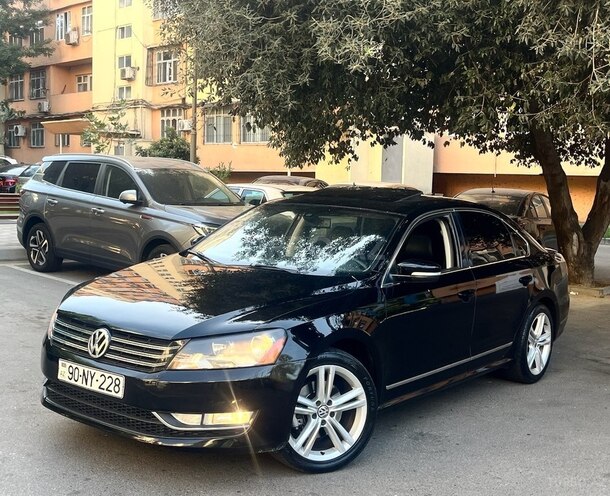 Volkswagen Passat 2013, 237,000 km - 1.8 l - Bakı