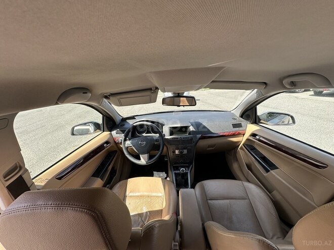 Opel Astra 2008, 220,000 km - 1.4 l - Bakı