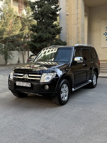 Mitsubishi Pajero 2008, 131,000 km - 3.0 л - Bakı