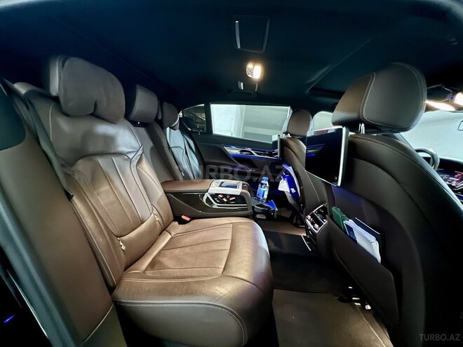 BMW 740 2019, 126,000 km - 3.0 l - Bakı