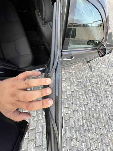 Mercedes C 200 2000, 330,400 km - 2.0 l - Bakı