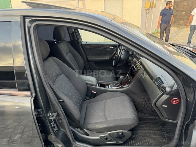 Mercedes C 200 2000, 330,400 km - 2.0 l - Bakı
