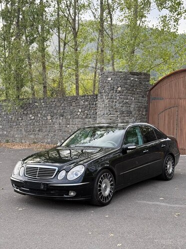 Mercedes E 240 2005, 241,000 km - 2.6 l - Bakı