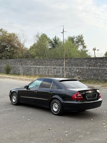 Mercedes E 240 2005, 241,000 km - 2.6 l - Bakı