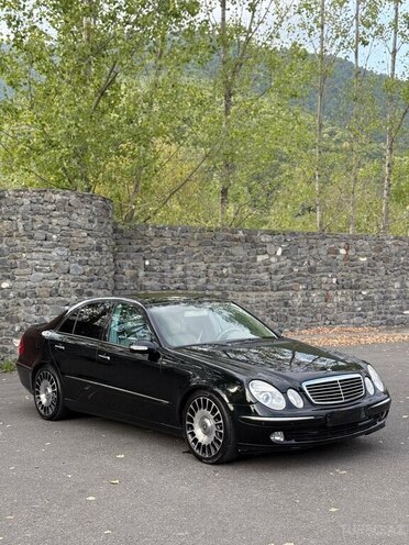 Mercedes E 240 2005, 241,000 km - 2.6 l - Bakı