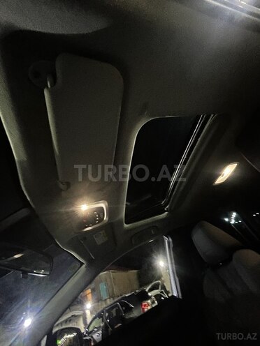 Toyota Corolla Cross 2024, 16,000 km - 2.0 л - Bakı