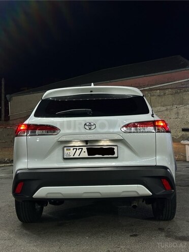 Toyota Corolla Cross 2024, 16,000 km - 2.0 л - Bakı