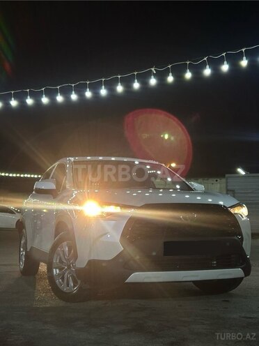 Toyota Corolla Cross 2024, 16,000 km - 2.0 л - Bakı