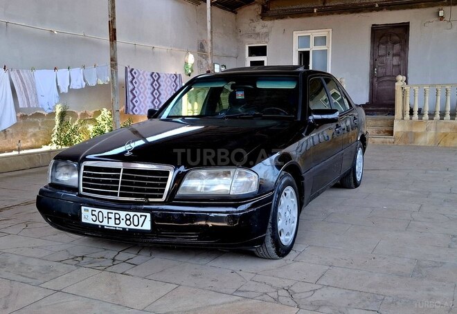 Mercedes C 200 1995, 296,000 km - 2.0 л - Bakı