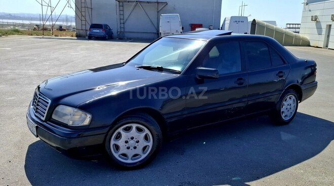 Mercedes C 200 1995, 296,000 km - 2.0 л - Bakı