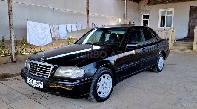 Mercedes C 200 1995, 296,000 km - 2.0 л - Bakı