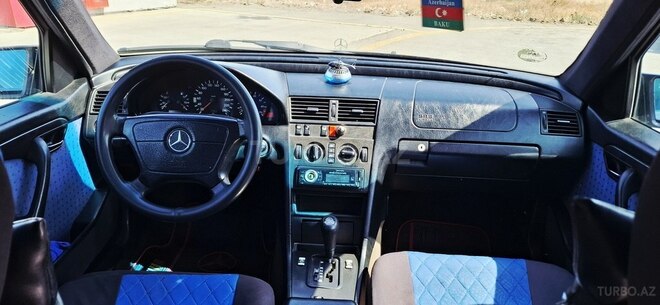 Mercedes C 200 1995, 296,000 km - 2.0 л - Bakı