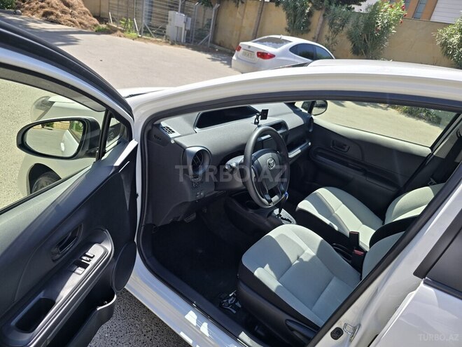 Toyota Aqua 2018, 63,500 km - 1.5 l - Bakı