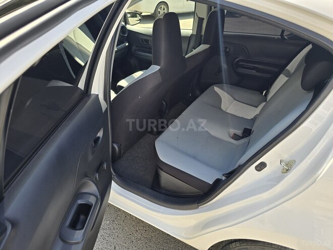 Toyota Aqua 2018, 63,500 km - 1.5 l - Bakı