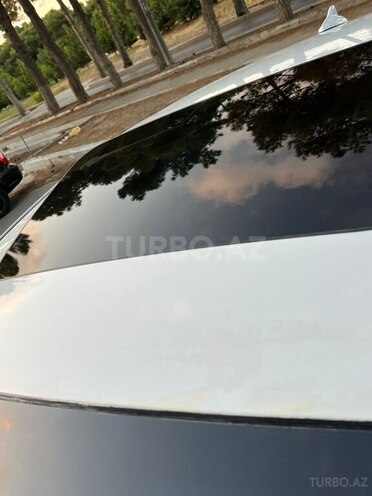 Hyundai Elantra 2015, 215,879 km - 1.8 l - Bakı