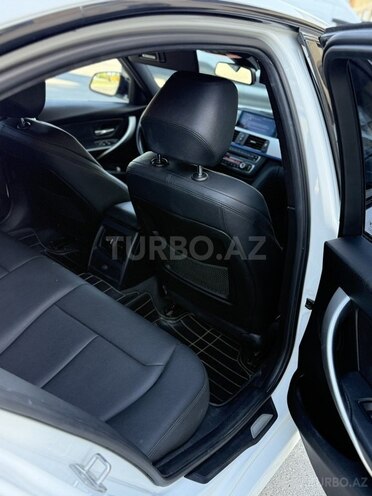 BMW 320d-14