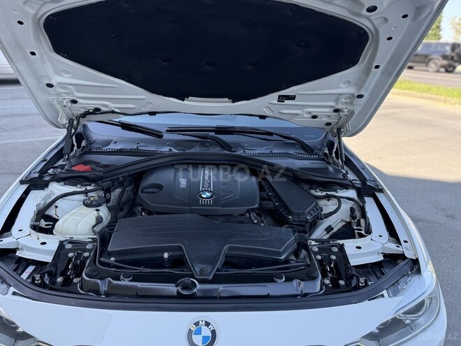 BMW 320d-15