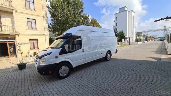 Ford Transit 2010, 180,000 km - 2.4 л - Astara