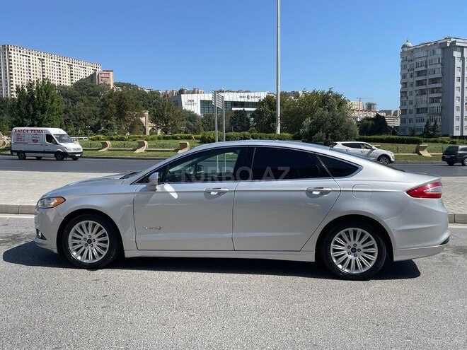Ford Fusion (North America) 2015, 193,000 km - 2.0 l - Bakı