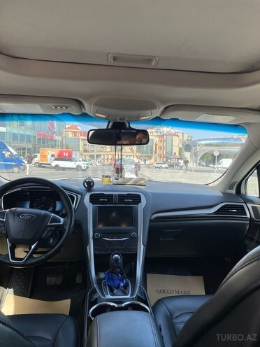 Ford Fusion (North America) 2015, 193,000 km - 2.0 l - Bakı