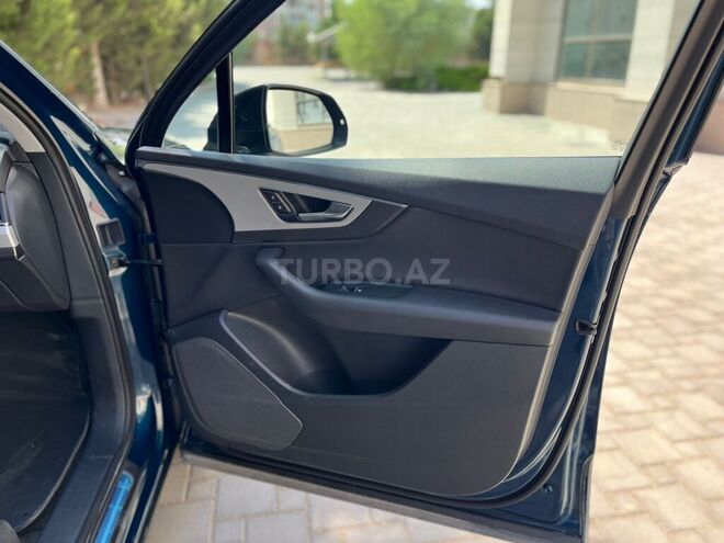 Audi Q7 2019, 95,000 km - 2.0 л - Bakı