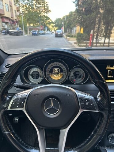 Mercedes C 250 2011, 253,000 km - 1.8 л - Bakı