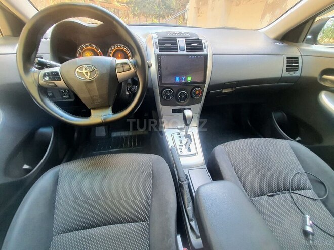 Toyota Corolla 2013, 246,793 km - 1.6 l - Bakı