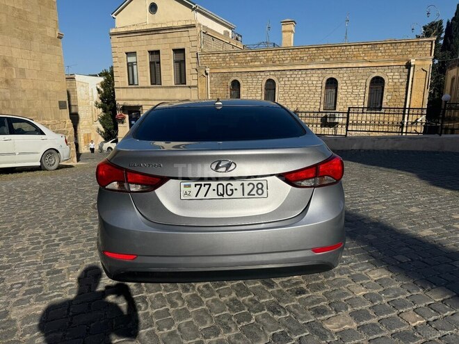 Hyundai Elantra 2015, 222,089 km - 1.8 l - Bakı