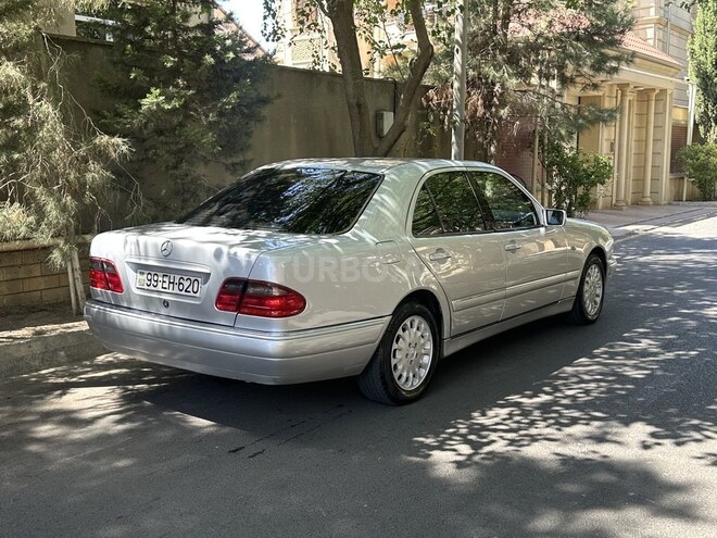Mercedes E 240 1999, 237,000 km - 2.4 l - Bakı