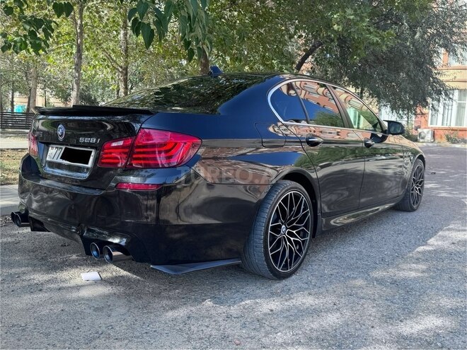 BMW 528 2014, 228,000 km - 2.0 l - Bakı