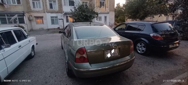 Volkswagen Passat 2001, 305,000 km - 1.8 l - Bakı